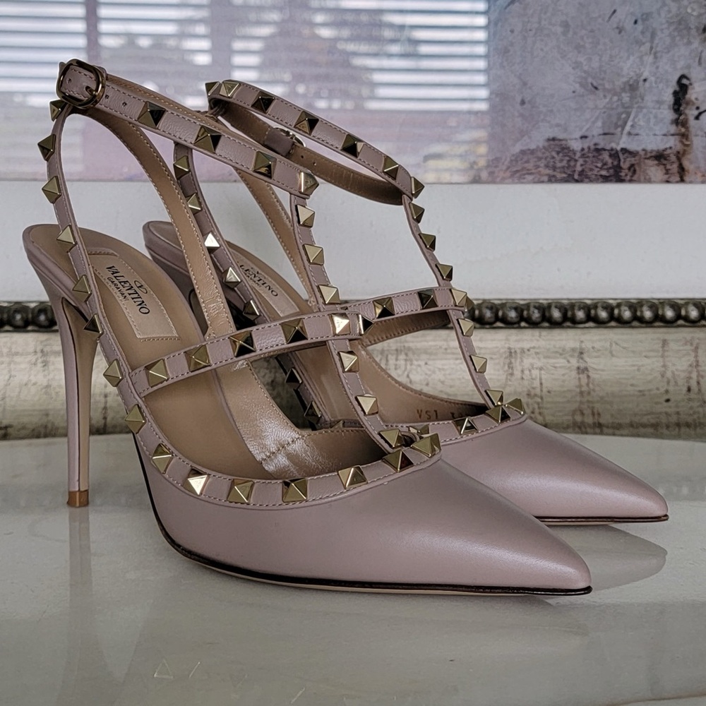 Valentino Beige Poudre Studded Heels 39.5